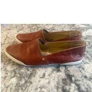 Frye Melanie Slip-On Flats Women 9.5 Cognac Oyster Brown Tan Leather No Insoles